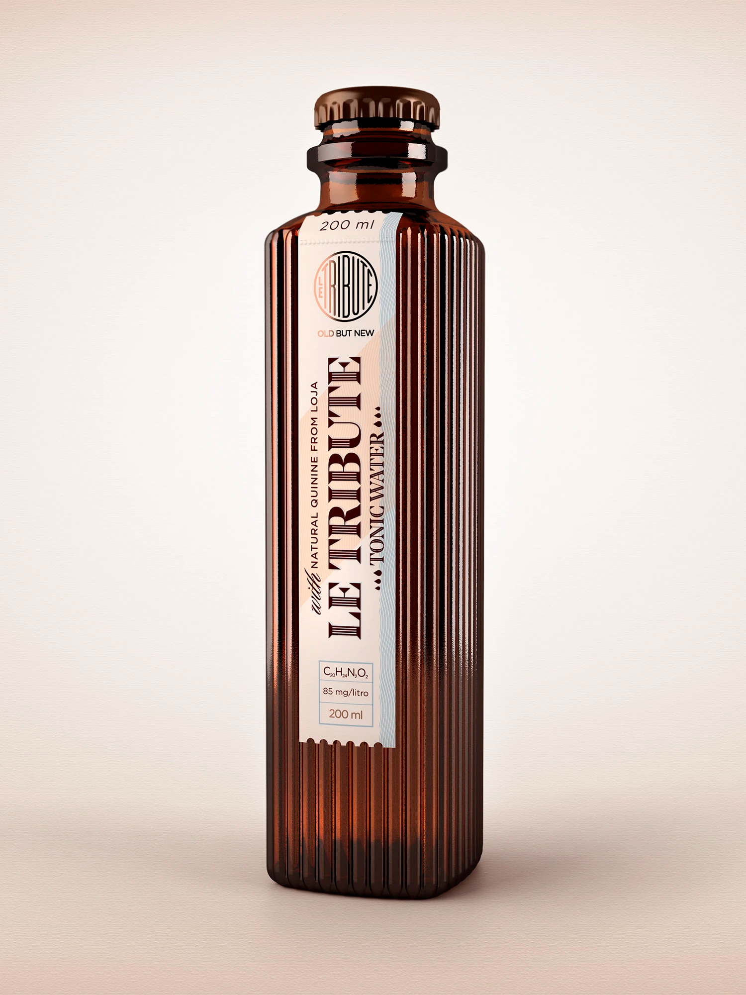 Close-up of LE Tribute Tonic Water bottle label, highlighting natural quinine from Loja and brand details